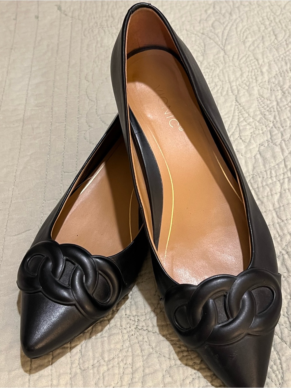 Vionic Black Leather Pointed-Toe Flats with Braided Knot Accent